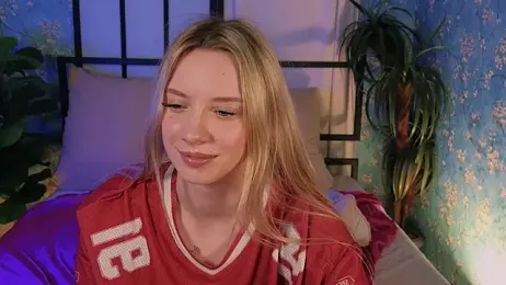 katt__y stripchat stream image, 07.04.2026 05:00