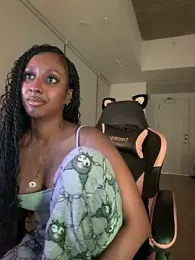 Your_Paris stripchat stream image