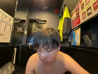 yuuki8910 stripchat stream image