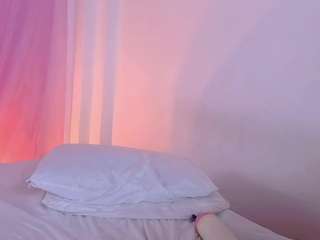 vaiolet-rose camsoda stream image