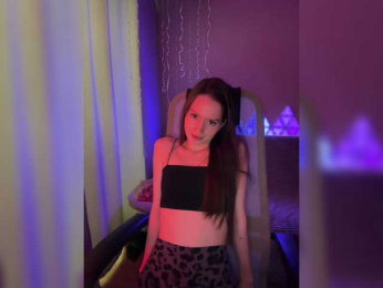 whiteTEA bongacams stream image