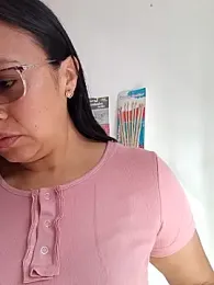 Violeta-Stationery_7 stripchat stream image