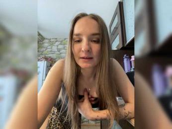 Intro31 bongacams stream image, 17.04.2026 05:50