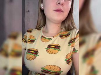 AlinaRay bongacams stream image, 17.04.2026 14:30
