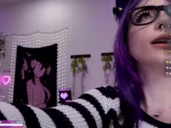 crimsonkitten chaturbate stream image, 18.04.2026 03:40