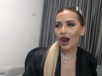 lovelyblondyx bongacams stream image