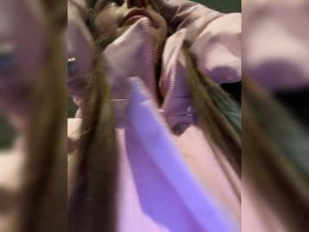 VikkiExtraCheese bongacams stream image, 21.04.2026 17:40