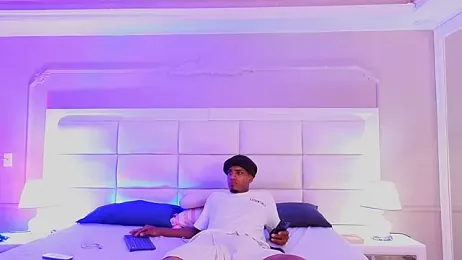 AaronCruz_ stripchat stream image, 21.04.2026 21:50