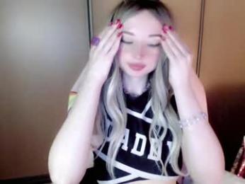 oh_pichuu chaturbate stream image, 22.04.2026 15:20