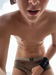 Liam_Moss stripchat stream image, 27.04.2026 13:20
