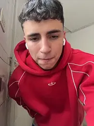 AdrianRinaldi stripchat stream image, 27.04.2026 14:00