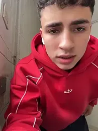 AdrianRinaldi stripchat stream image, 27.04.2026 14:00