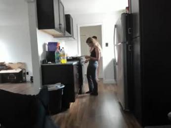 iris_roslin chaturbate stream image, 28.04.2026 22:40