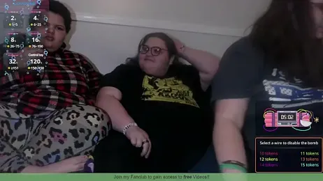 TurtleLady420 stripchat stream image