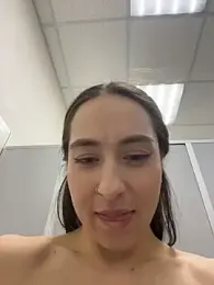 Holly_Play stripchat stream image, 01.05.2026 12:10
