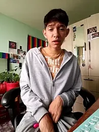heyy_noah11 stripchat stream image, 02.05.2026 17:20