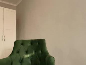 tiny_cute chaturbate stream image, 04.05.2026 03:10