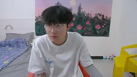 KK-cuteboy stripchat stream image, 04.05.2026 13:00