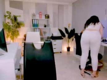 bluediamondsdreams chaturbate stream image, 04.05.2026 18:00