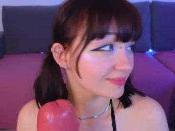 nikkisilk chaturbate stream image, 17.05.2026 22:00