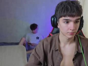 drinklinov chaturbate stream image, 18.05.2026 10:00