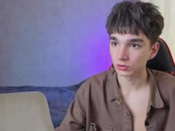drinklinov chaturbate stream image, 18.05.2026 10:00