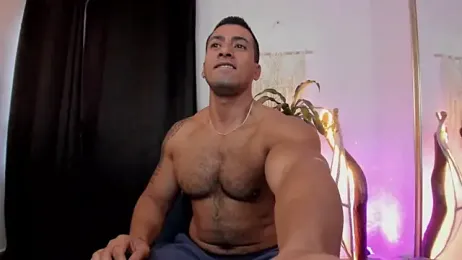 aaroncolombia stripchat stream image, 19.05.2026 10:50