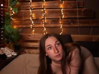 hotfrecklesgirl chaturbate stream image, 19.05.2026 14:00