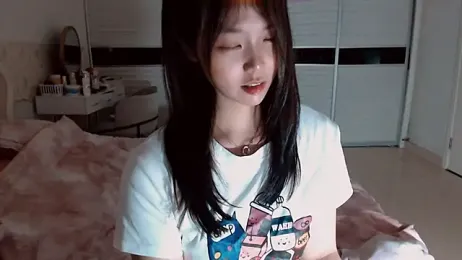 Miu1_girl stripchat stream image, 20.05.2026 13:00
