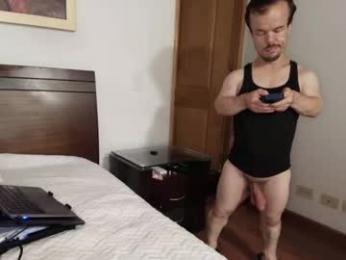 midgettripod1 chaturbate stream image, 21.05.2026 18:00