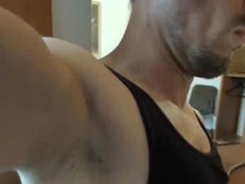 midgettripod1 chaturbate stream image, 21.05.2026 18:00