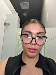 zui_lu stripchat stream image