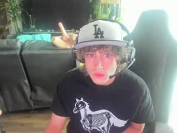 bashful4200 chaturbate stream image, 27.05.2026 21:20