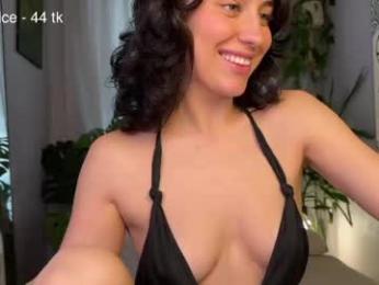 flaming_hotty chaturbate stream image, 31.05.2026 10:50