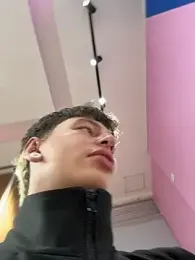 ARON_LUXX stripchat stream image, 09.06.2026 16:10