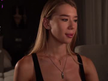 heyhorny_cb chaturbate stream image