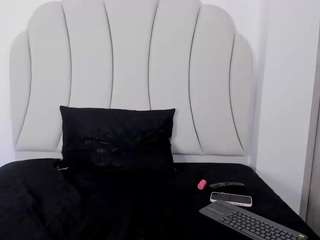 kaity-layne camsoda stream image