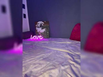 Akadori bongacams stream image