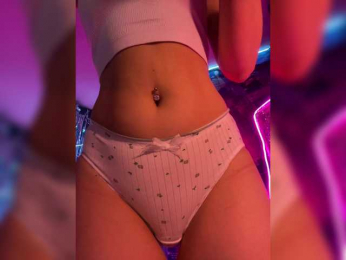 -Summer- bongacams stream image