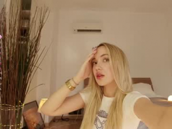 kriss0leoo chaturbate stream image