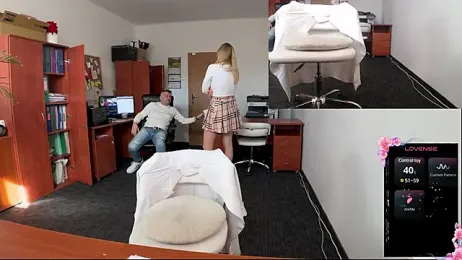 legsLONG stripchat stream image