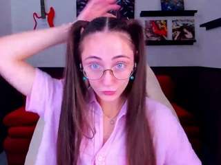 lexi-split camsoda stream image, 26.07.2026 01:00