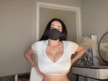 _natycutei19 chaturbate stream image, 28.07.2026 22:10