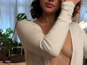 flaming_hotty chaturbate stream image, 16.08.2026 12:30