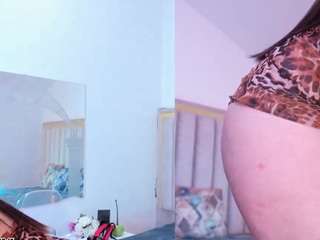 zoe-cruz21 camsoda stream image, 22.08.2026 12:00