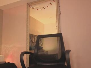 Leiza Thompson flirt4free stream image, 24.08.2026 17:00