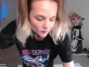 petitebrat chaturbate stream image, 30.08.2026 22:30