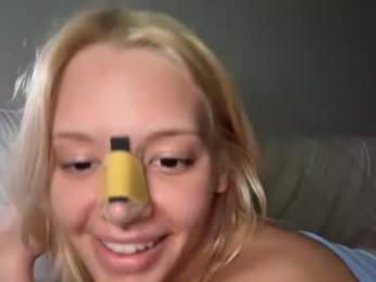 lesi_moonie chaturbate stream image, 31.08.2026 17:10