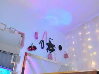 vaiolett-coleman camsoda stream image, 01.09.2026 03:40