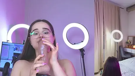 KateBleare stripchat stream image